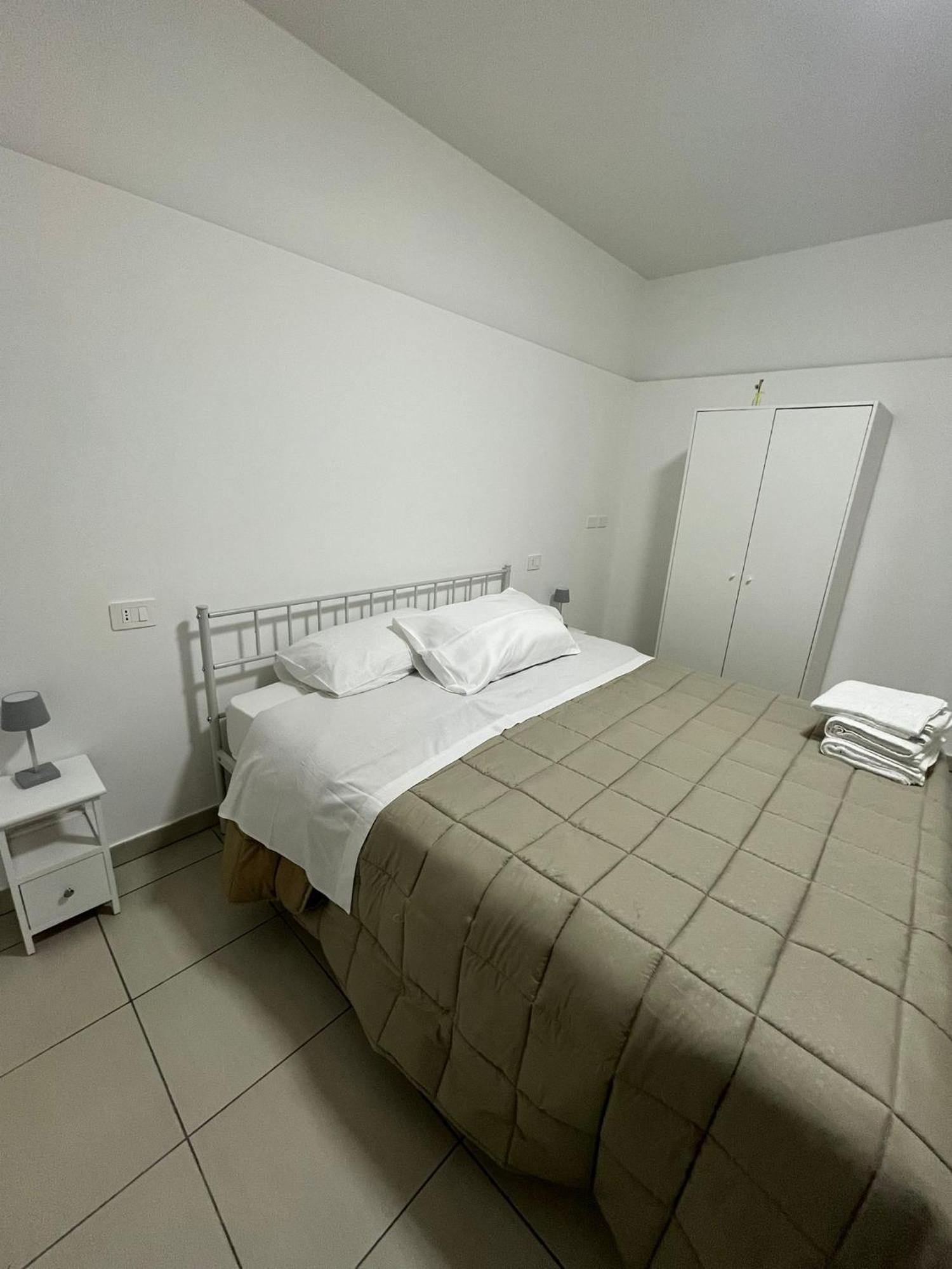 Aurora Rooms Помильяно-д'Арко Экстерьер фото