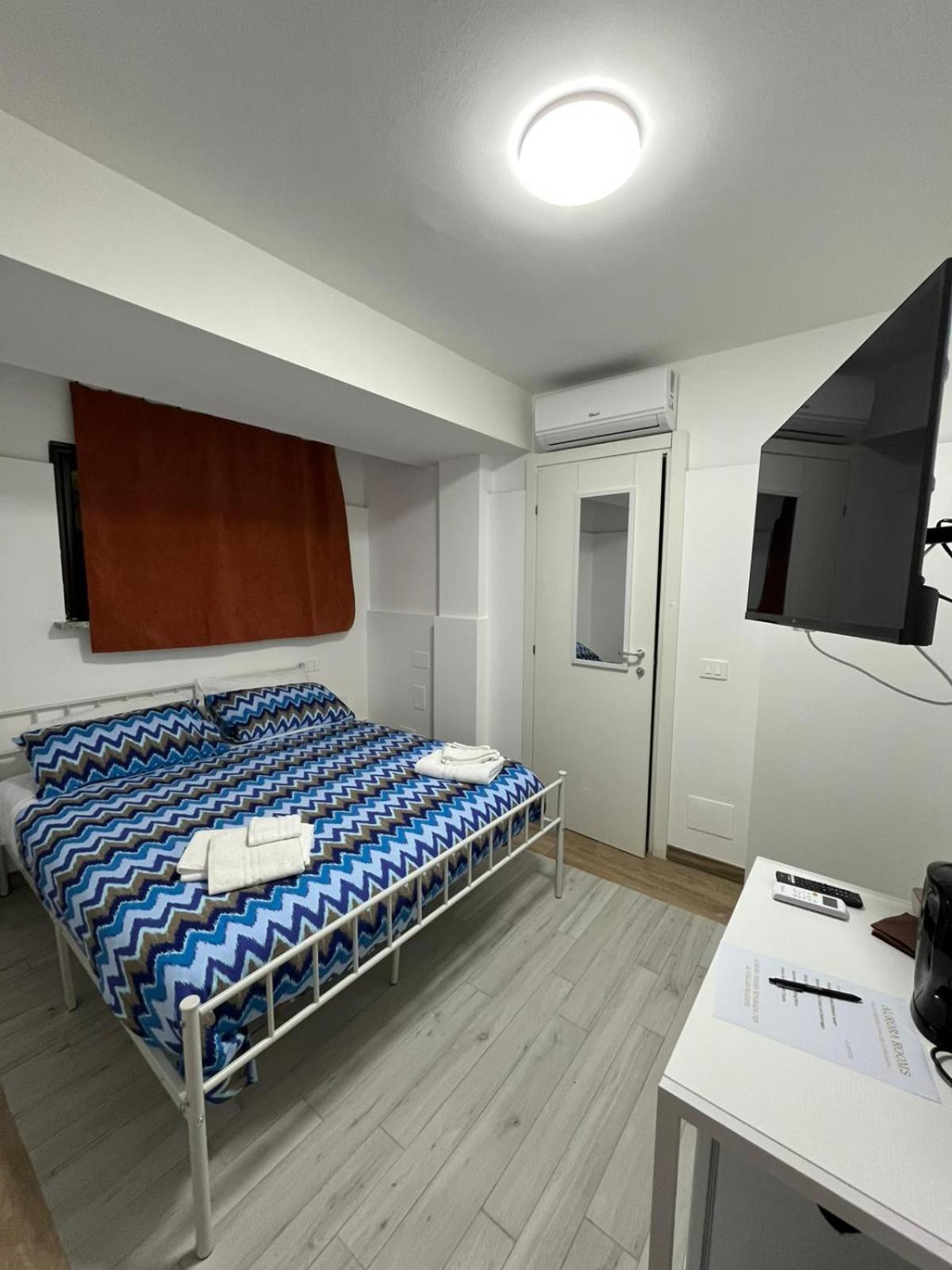 Aurora Rooms Помильяно-д'Арко Экстерьер фото
